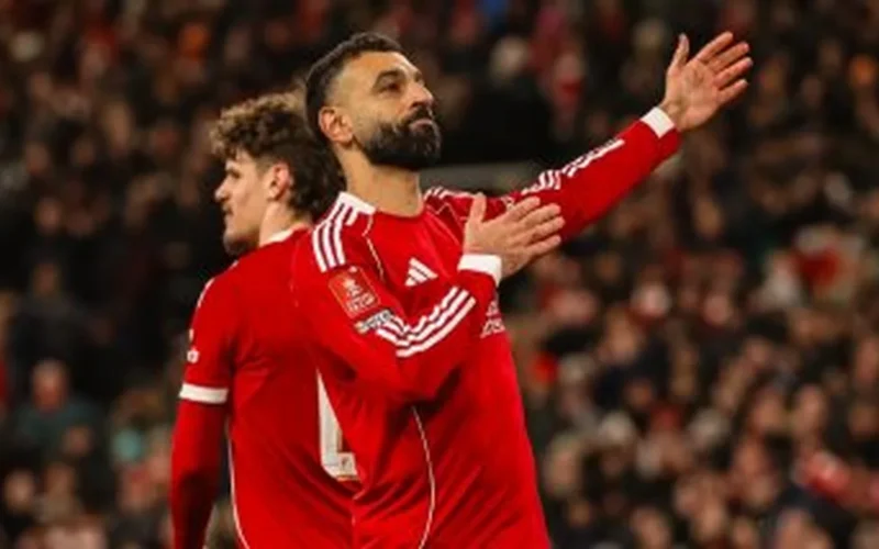 شبكة بريطانية تضع محمد صلاح ضمن أفضل أجنحة العالم وتكشف تفاصيل صفقة القرن